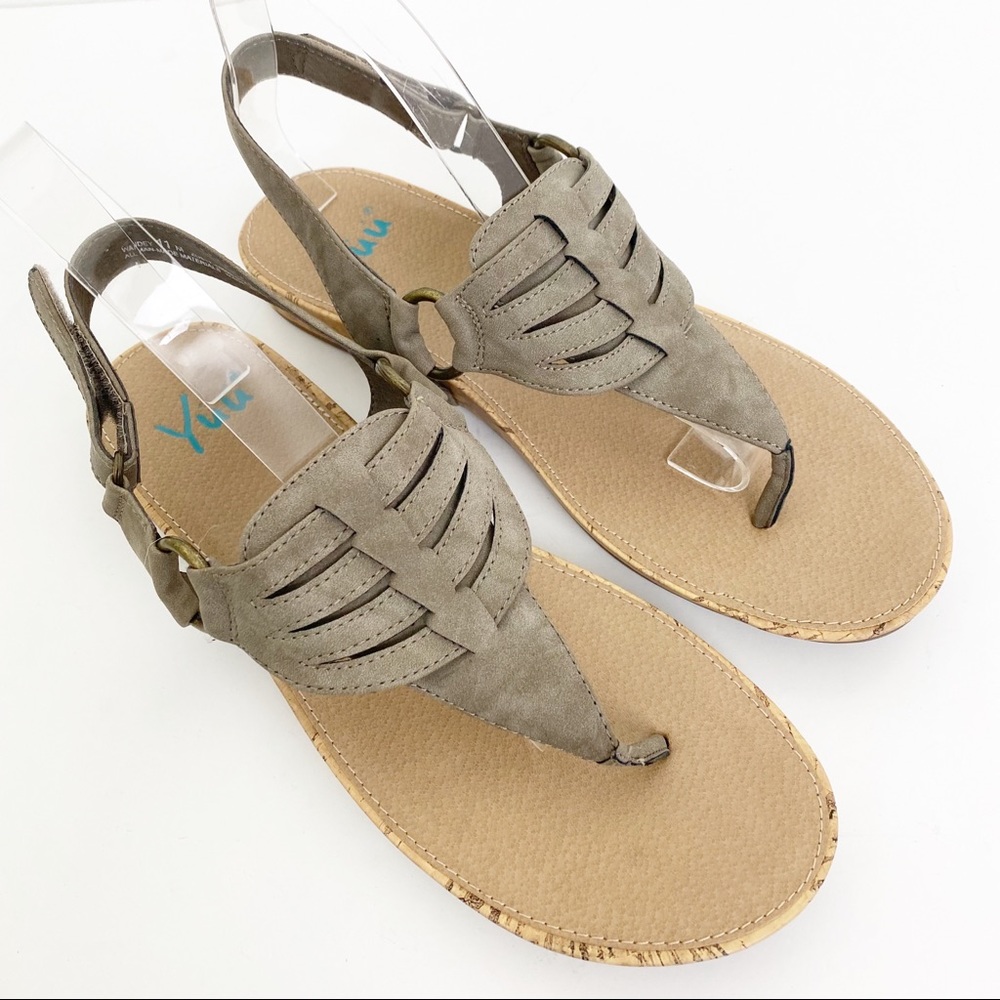 Yuu Wandey Gray Thong Sandals 11M